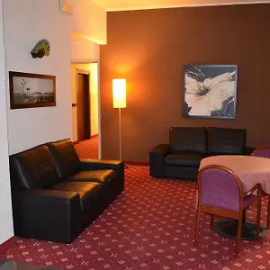 3* Отель Adria
