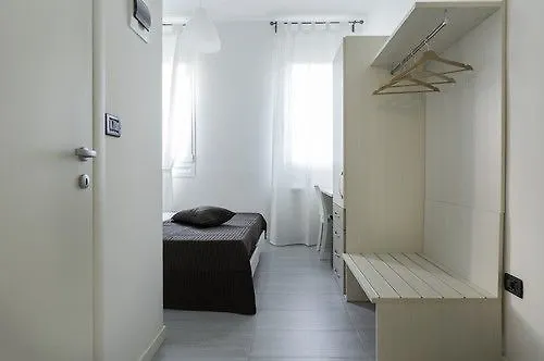 Easy Venice Rooms Mestre 2*,  Włochy